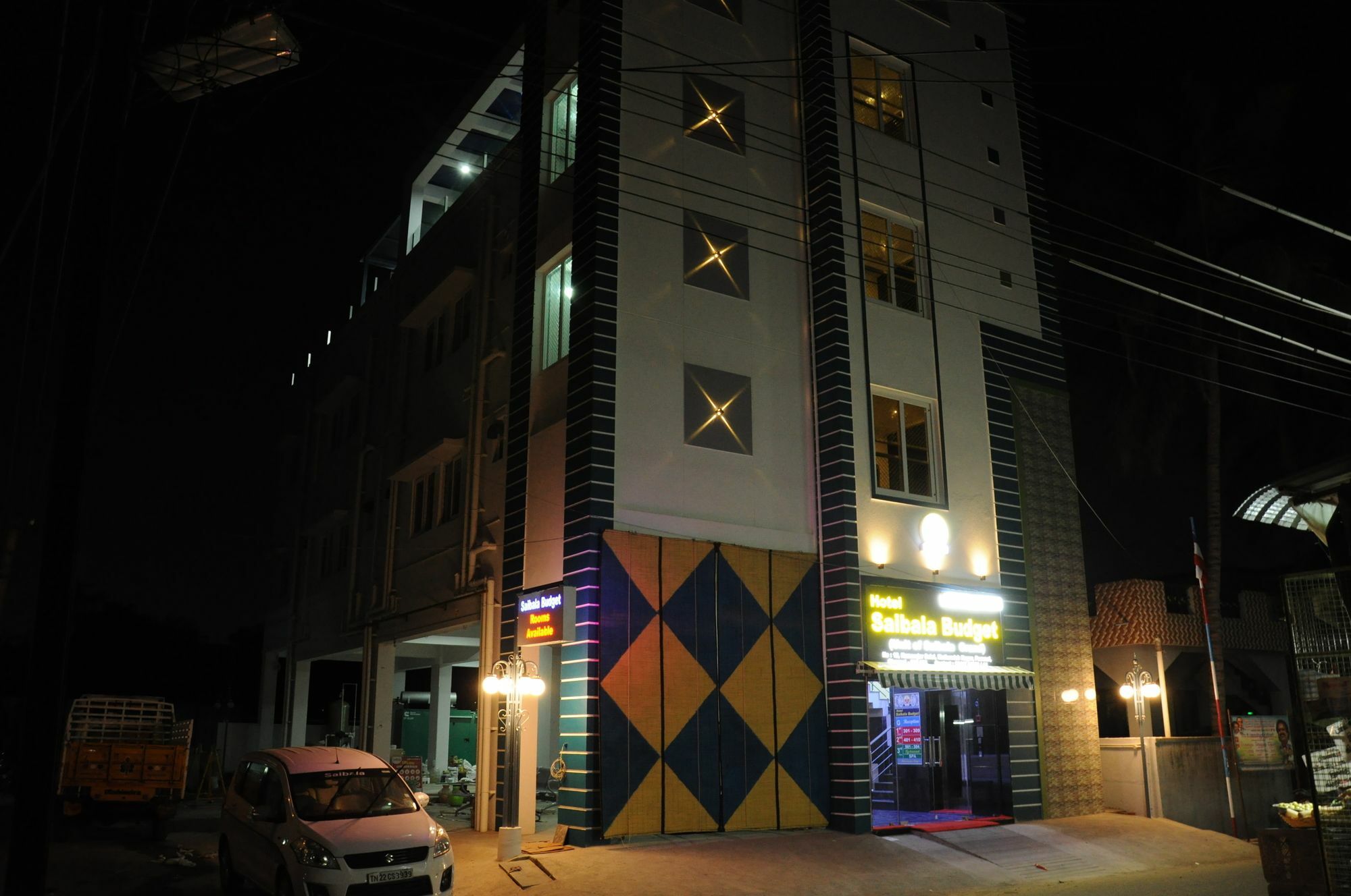 Super Townhouse Near Airport Formerly Sai Bala Budget 3*
