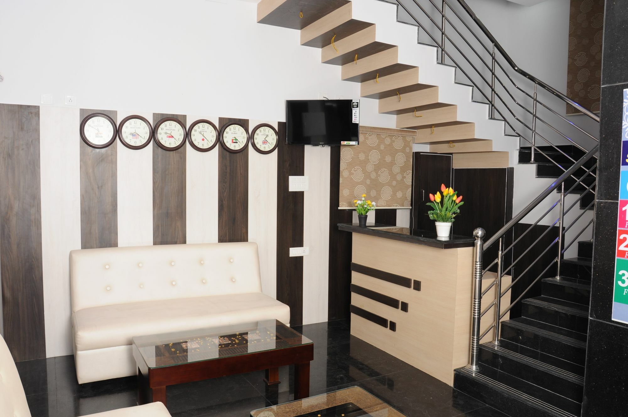 Super Townhouse Near Airport Formerly Sai Bala Budget Hotel