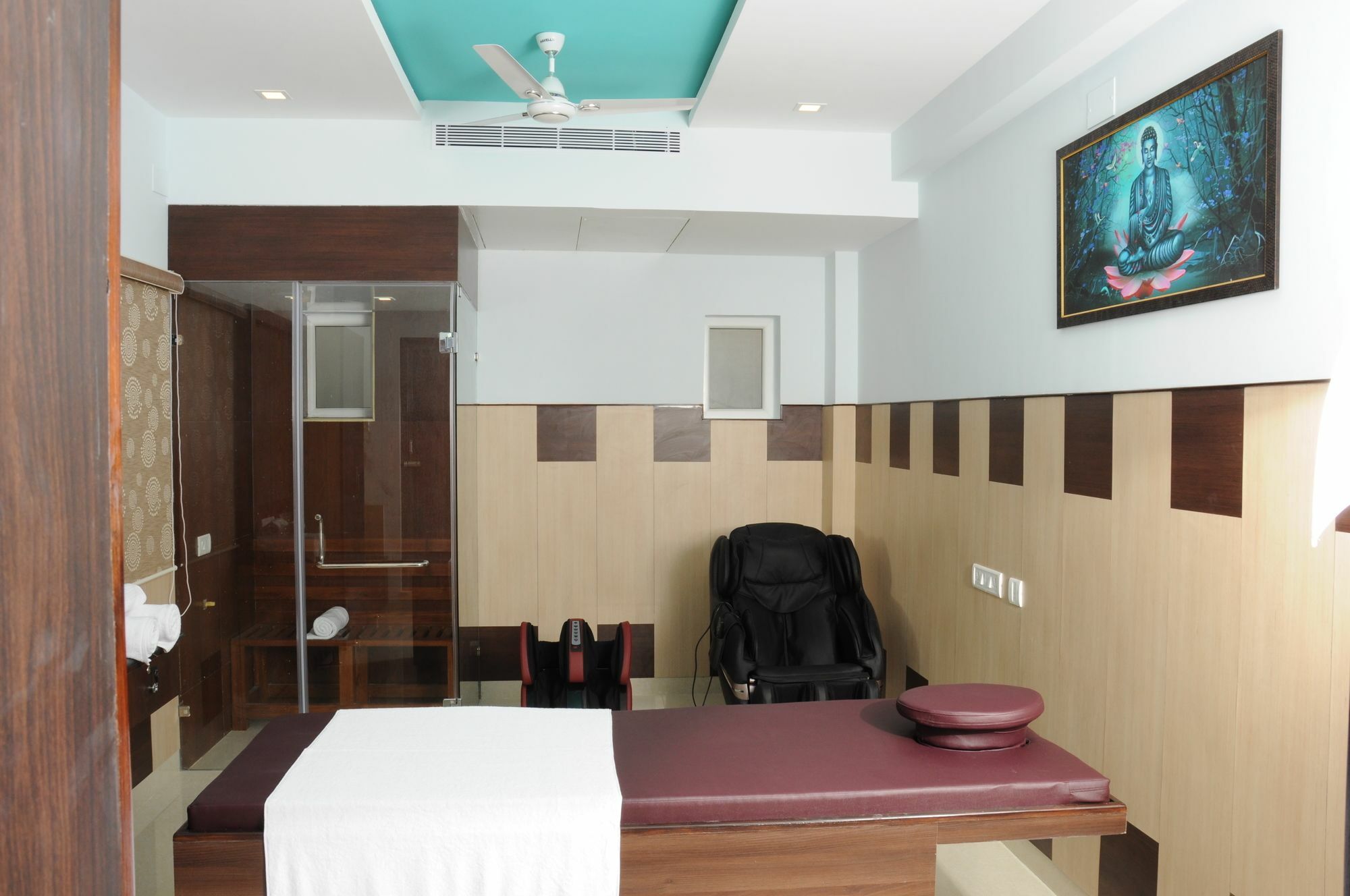 Hotel Super Townhouse Near Airport Formerly Sai Bala Budget 3*